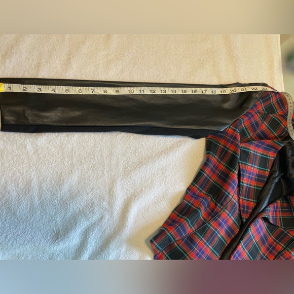 EUC Bianca Nygard cropped plaid jacket - Picture 10 of 10